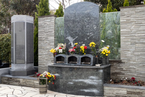 船橋市の「ならしのガーデンパーク」祈りの碑価格変更のお知らせ